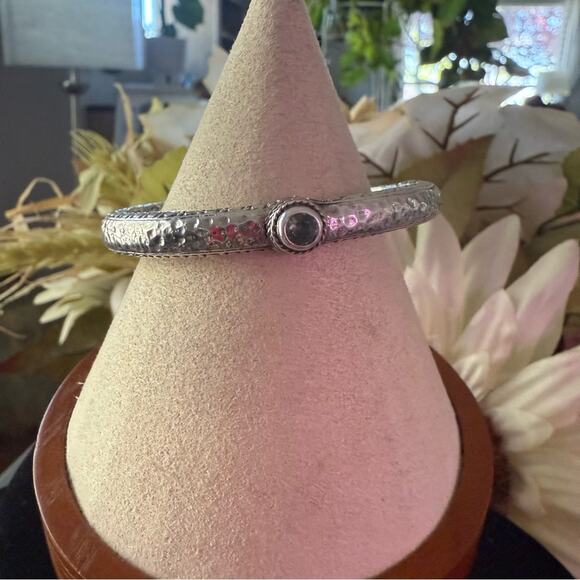 Sarda 925 Sterling Silver Hinged Bangle Bracelet - Picture 6 of 15